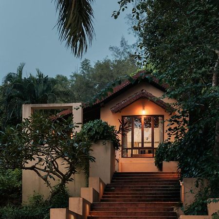 Sai Vishram Beach Resort Bainduru Luaran gambar