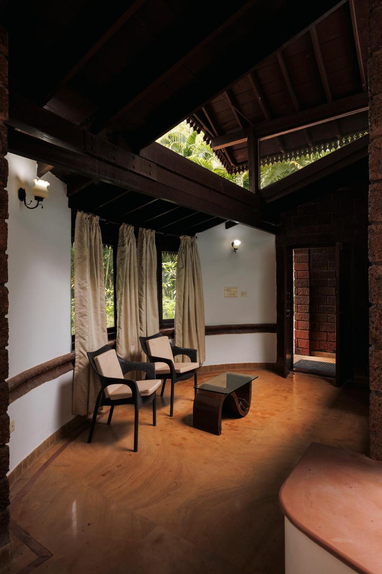 Sai Vishram Beach Resort Bainduru Luaran gambar